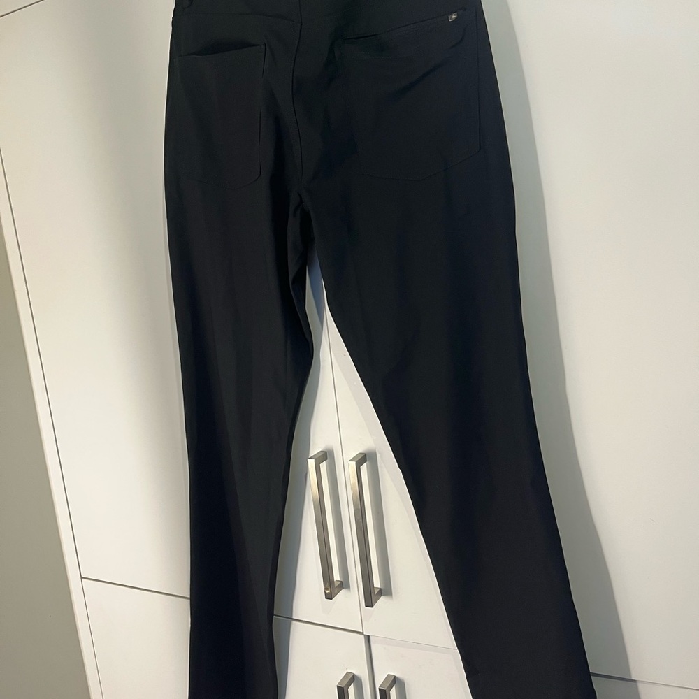 Kirkland Signature Men's Black Pants